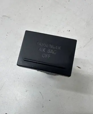 Volkswagen Touareg I Passenger airbag on/off switch 7L6919235B