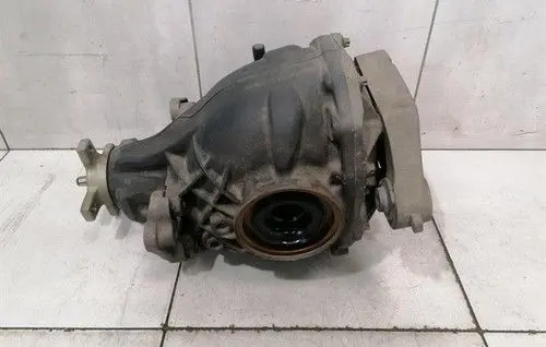 Mercedes-Benz S W222 Rear differential/diff mount bracket A2223509602