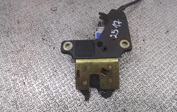Audi A4 S4 B6 8E 8H Tailgate/trunk/boot lock/catch/latch 8E5827505B