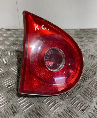 Volkswagen Golf V Tailgate rear/tail lights 4VFX15K272