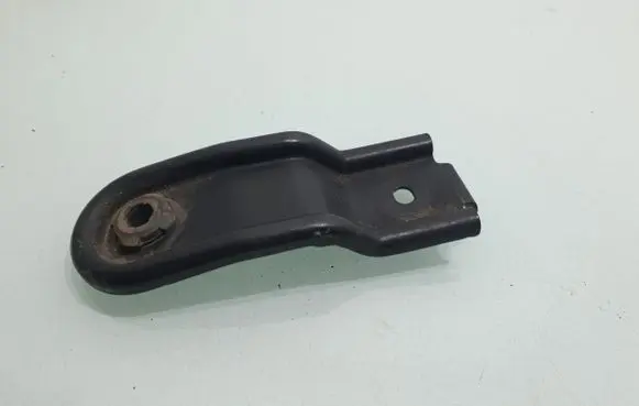 Nissan Navara D40 Radiator mount bracket