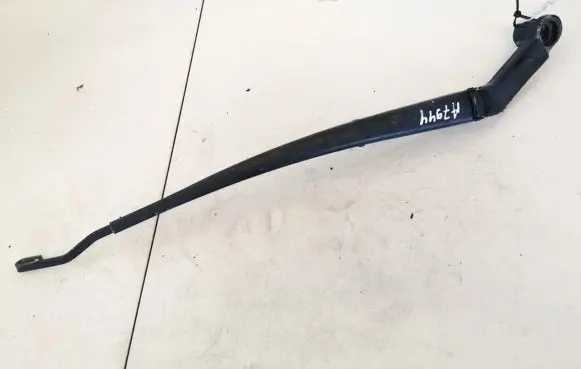 Mazda 6 Front wiper blade arm