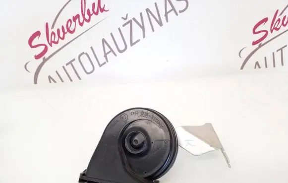 Volvo XC40 Horn signal 32274288 031C18