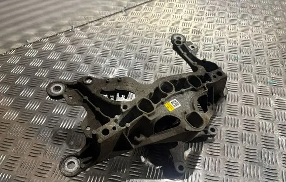 Audi A5 Gearbox mounting bracket 8W0399262
