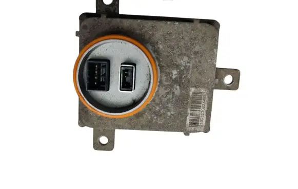 Volkswagen PASSAT Headlight ballast module Xenon 8K0941597B