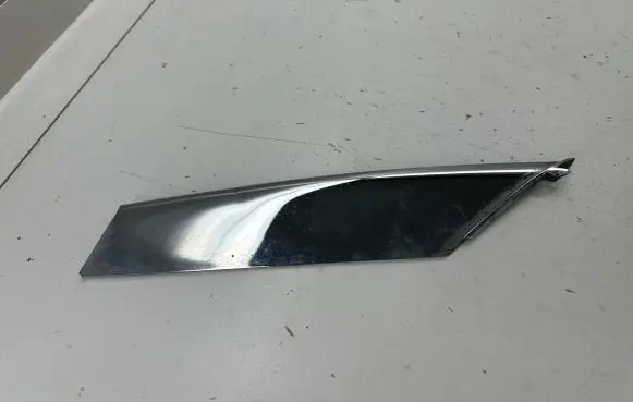 Tesla Model S Front bumper splitter molding 105637900C
