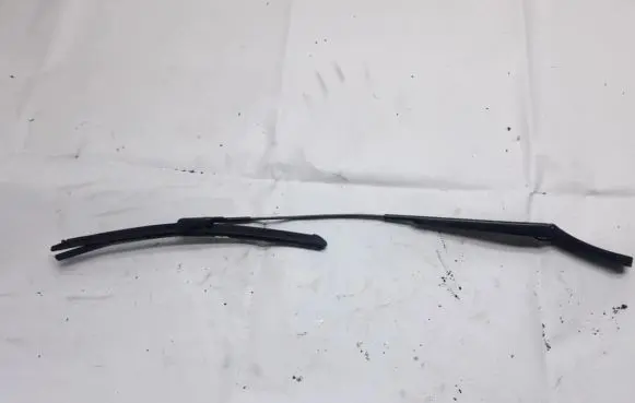 Seat Ibiza IV (6J,6P) Front wiper blade arm