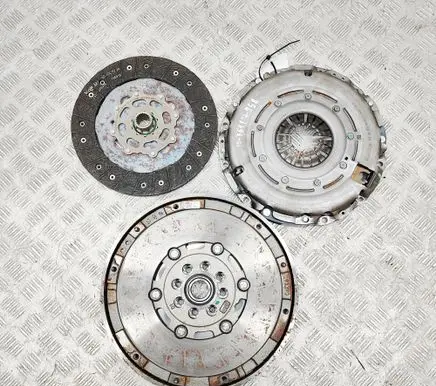 Opel Vivaro Clutch set kit 9845670680 9841562380