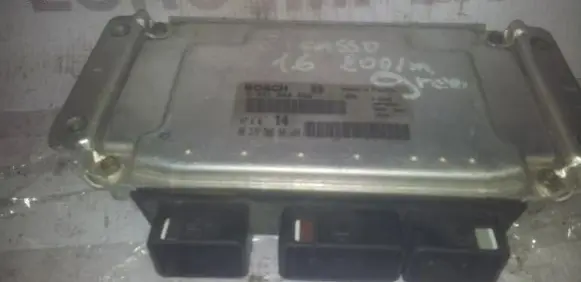 Citroen Xsara Picasso Engine control unit/module 0261206633 M74414