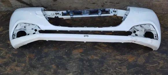 Peugeot 208 Front bumper 967279447708