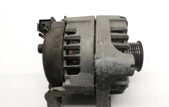 BMW 3 E90 E91 Generator/alternator 7802261 180A