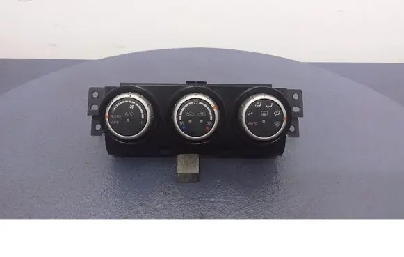 Nissan X-Trail T30 Climate control unit 27500J874A