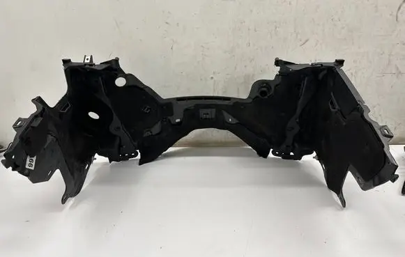 Mercedes-Benz GLE W167 Engine compartment bulkhead A1676201602