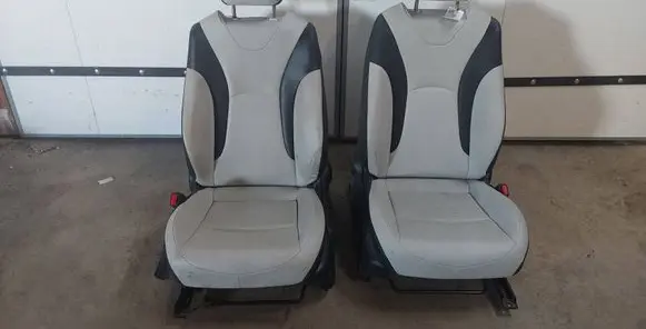 Toyota Prius Prime Seat set 