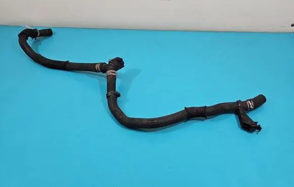 Toyota Avensis T270 Engine coolant pipe/hose 16260-0X020-A IMPRK1422301