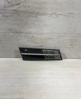 BMW 5 F10 F11 Front bumper lower grill 7200700
