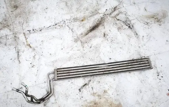 Audi Q7 4L Power steering radiator 7l8422885a h9191000
