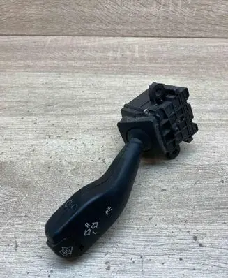 BMW X3 E83 Indicator stalk 8363668 01104010