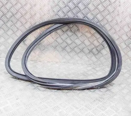 BMW 6 G32 Gran Turismo Rubber seal rear door 7392337
