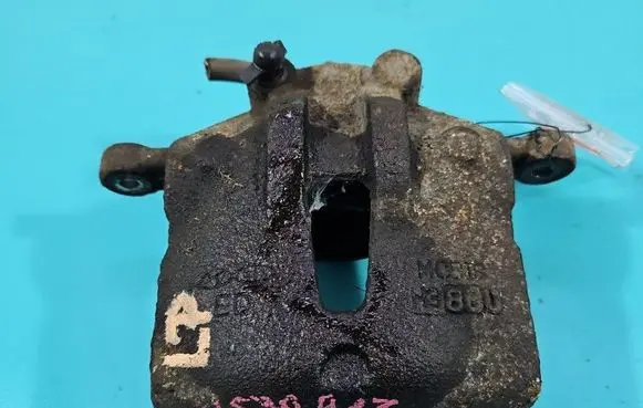 Hyundai i30 Front brake caliper IMPRK1530913