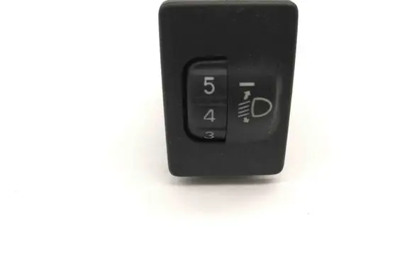 Toyota Avensis T270 Headlight level height control switch 8415202040