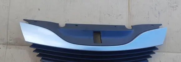 Renault Laguna II Front bumper upper radiator grill 8200390126