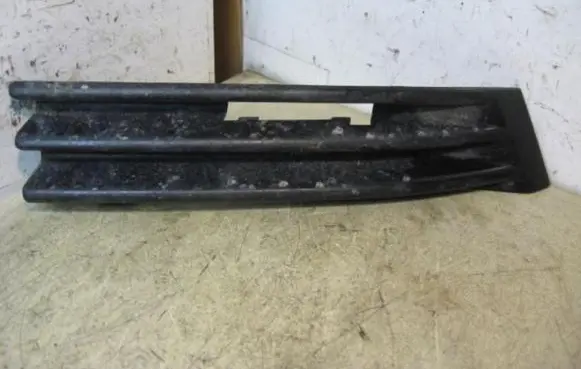 Mercedes-Benz C W202 Front bumper lower grill