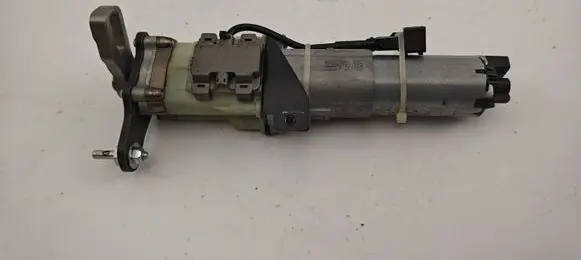 Audi A6 Allroad C7 Soft lock spindle drive 4G9827851