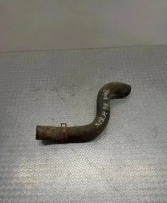 Mazda 323 Engine coolant pipe/hose
