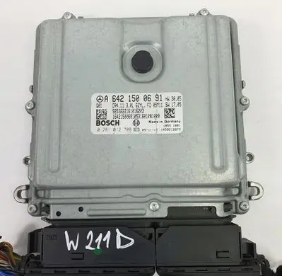 Mercedes-Benz E W211 Engine control unit/module A6421500691