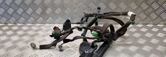 Volvo V70 Front door wiring loom 30773664