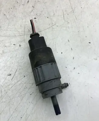 Nissan Qashqai Windscreen/windshield washer pump