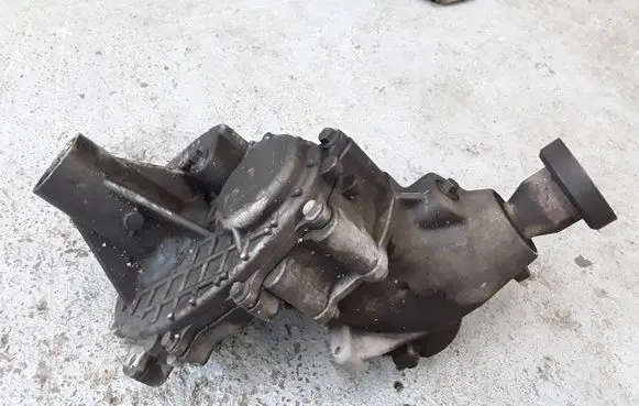 Volvo XC90 Gearbox transfer box case P30651656