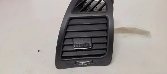 KIA Sorento Dashboard side air vent grill/cover trim 974802P000
