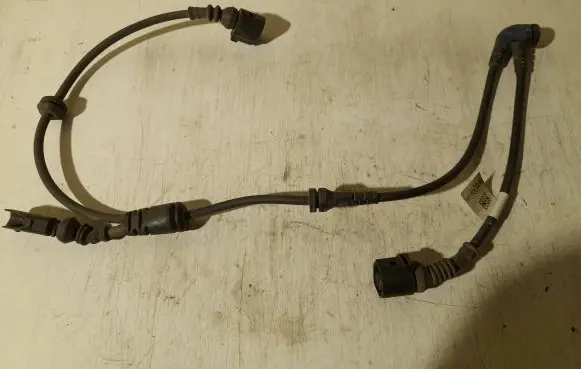 Volkswagen Touareg II Front ABS sensor wiring 7P0971279A F460500 450973712