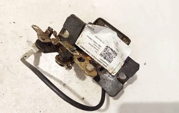 Tailgate/trunk/boot lock/catch/latch