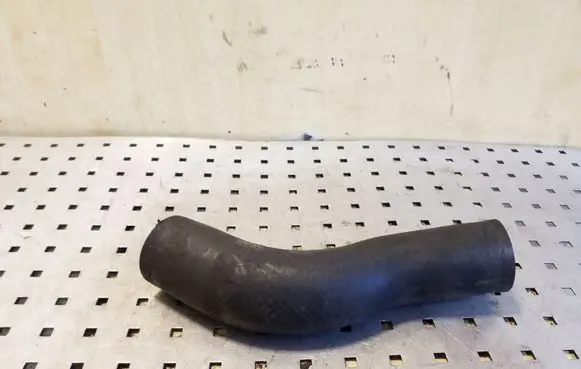 Toyota Avensis T250 Intercooler hose/pipe 050530