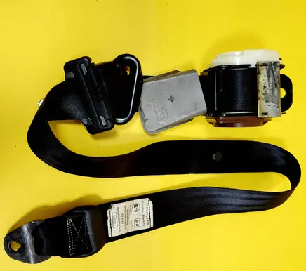 Chrysler Voyager Front seatbelt 0TR441L5AB