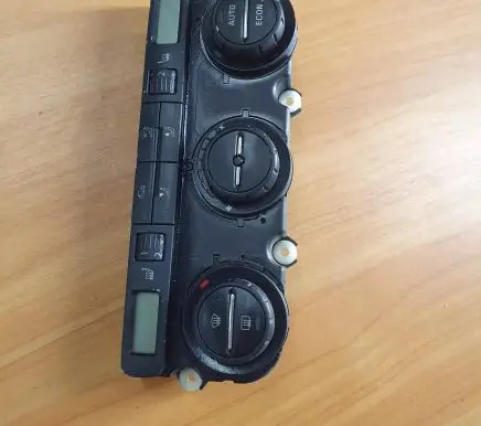 Skoda Octavia Mk2 (1Z) Climate control unit 74241060