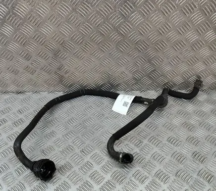 BMW i3 Engine coolant pipe/hose 7616030