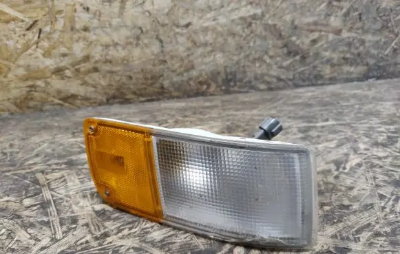 Nissan 240ZX, 280ZX, 300ZX Front indicator light
