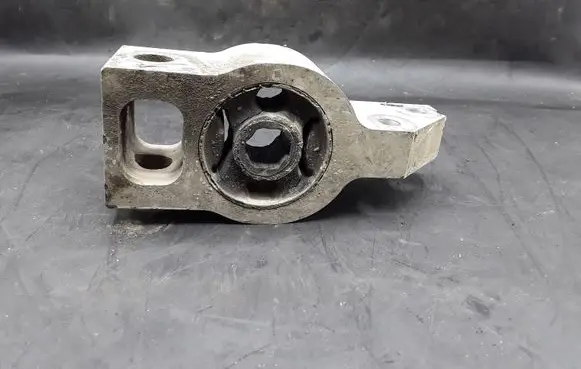 Volkswagen PASSAT B7 Other front suspension part 5N0407151