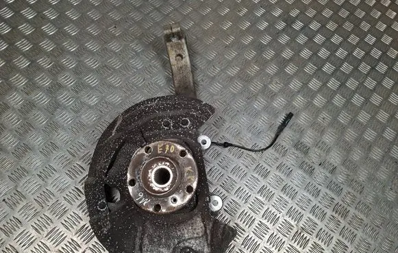 BMW X5 E70 Front wheel hub spindle knuckle 6773783