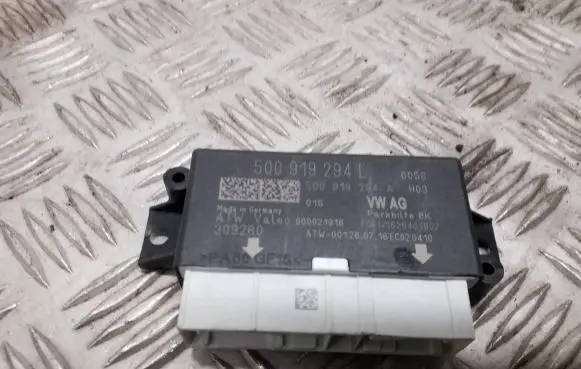 Skoda Superb B8 (3V) Parking PDC control unit/module 5Q0919294L