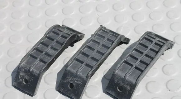 KIA Optima Rear bumper mounting bracket 86636-D4300 86635-D4300 86635D4300