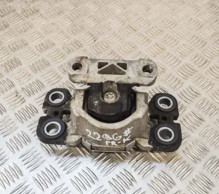 Volvo V70 Engine mount bracket 6G927M121NF