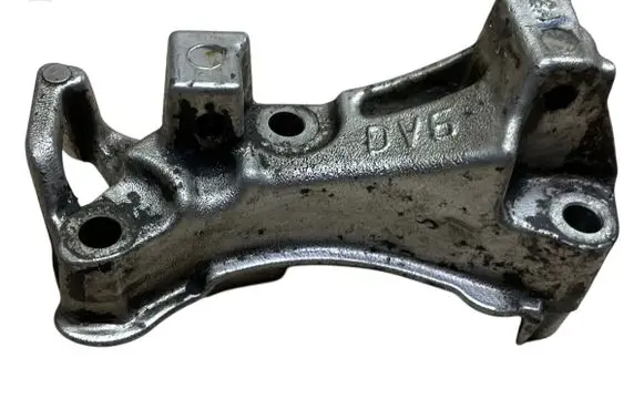 Citroen Berlingo Engine mounting bracket 9681861680