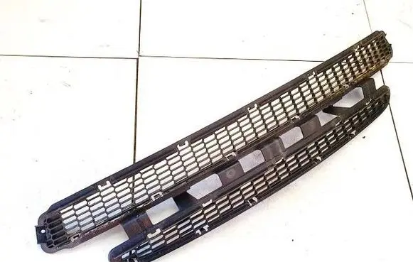 Tesla Model S Front bumper lower grill 6008159