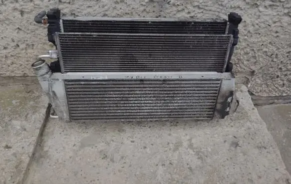 Renault Scenic II - Grand scenic II Coolant radiator