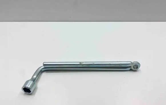 Mercedes-Benz SLC C107 Tool set 1295810001 A1295810001